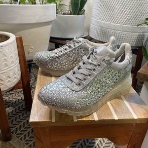 Sparkly and super beautiful!!